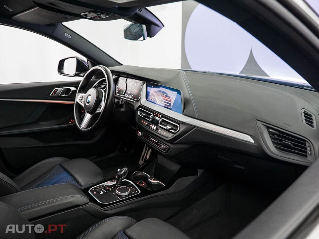 BMW 216 d Pack Desportivo M