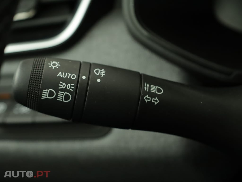 Renault Clio Clio 1.0 TCe Evolution Bi-Fuel — fotografia 16