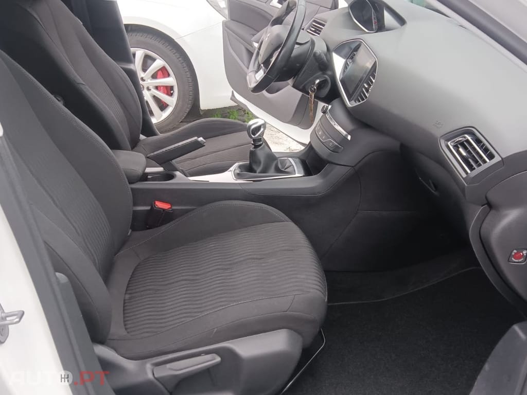 Peugeot 308 1.6 BlueHDi Active