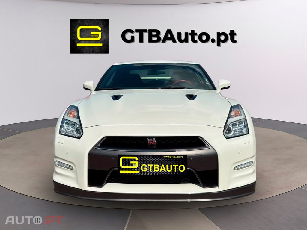 Nissan GT-R Black Edition
