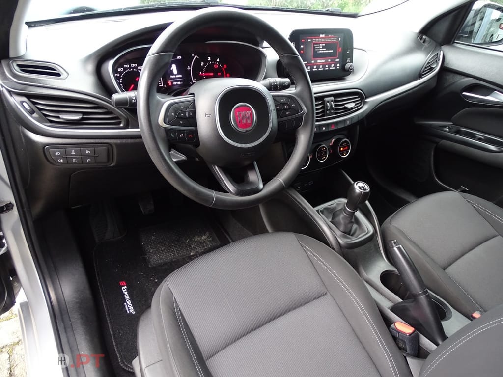 Fiat Tipo 1.3 M-Jet Lounge