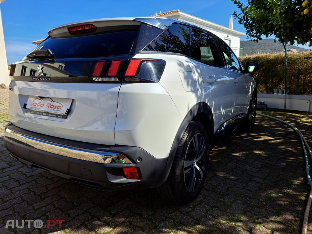 Peugeot 3008 1.5 HDI ALLURE Cx 8 v, 130 CV