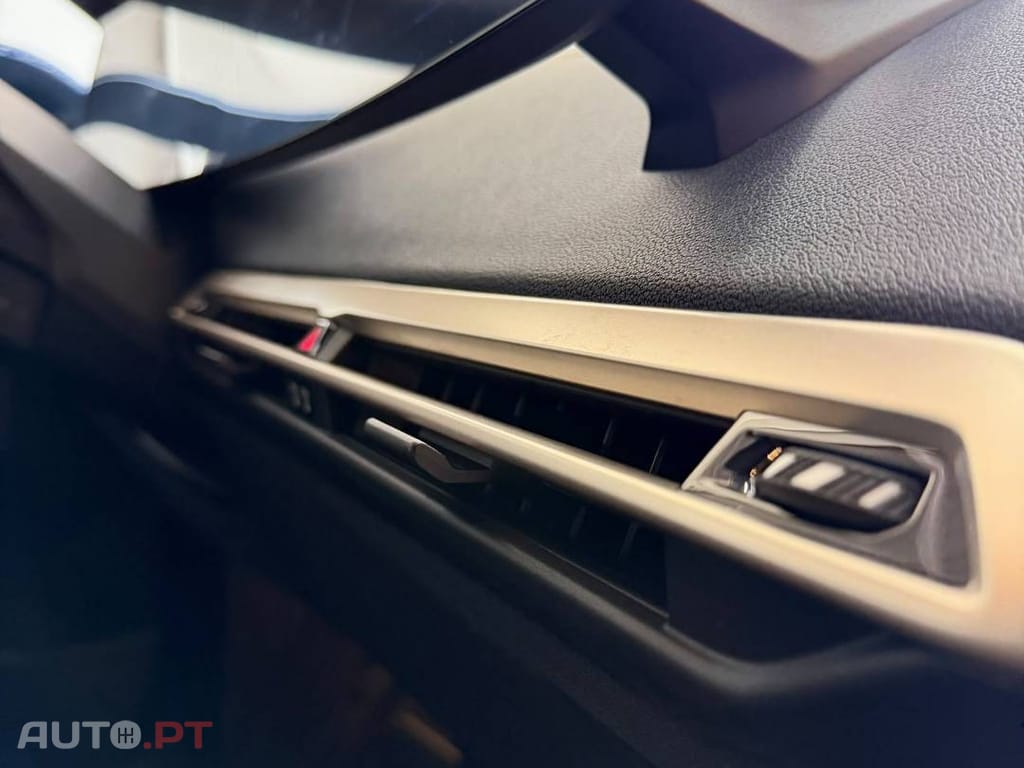 BMW iX xDrive 40