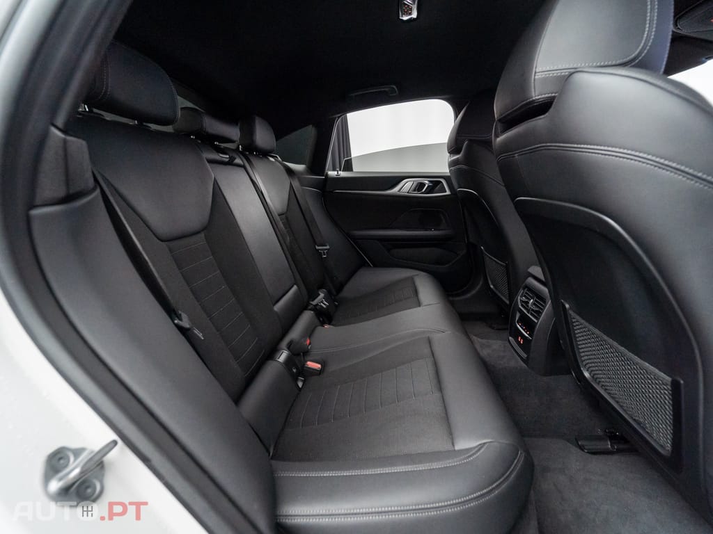 BMW i4 eDrive40 Pack Desportivo M