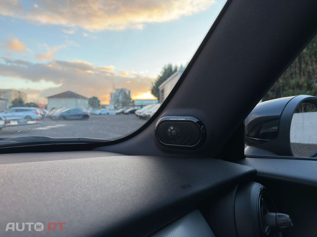 MINI John Cooper Works Premium JCW Plus Auto