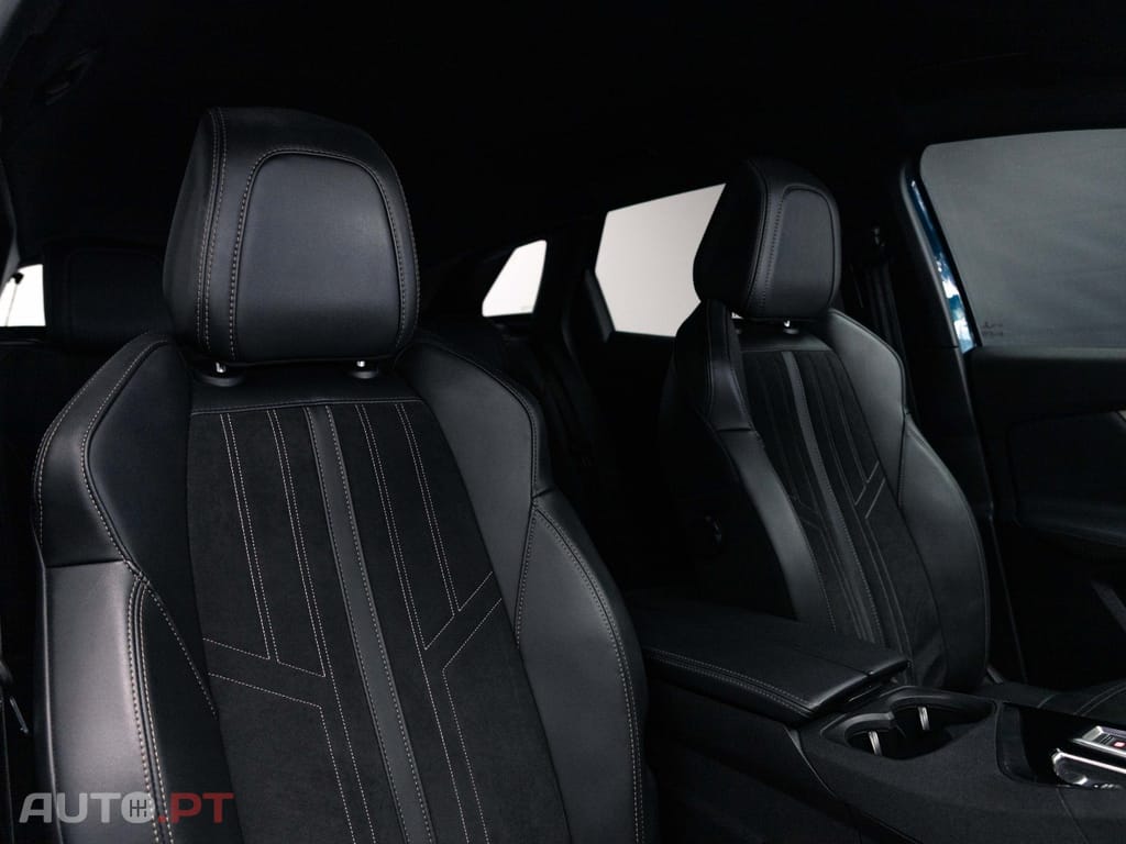 Peugeot 3008 1.5 BlueHDi GT EAT8