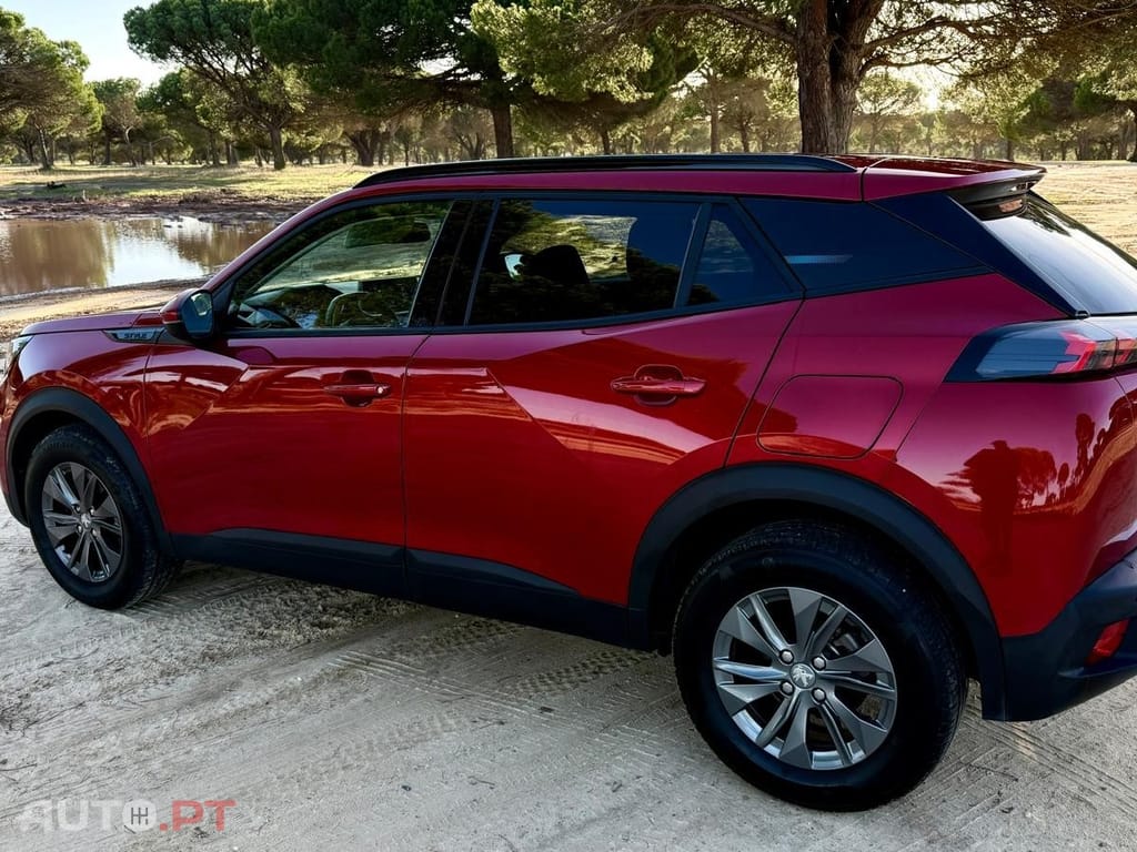 Peugeot 2008 PureTech 100 Style