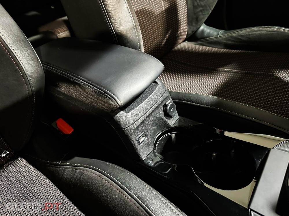DS DS3 Crossback E-TENSE PERFORMANCE LINE +