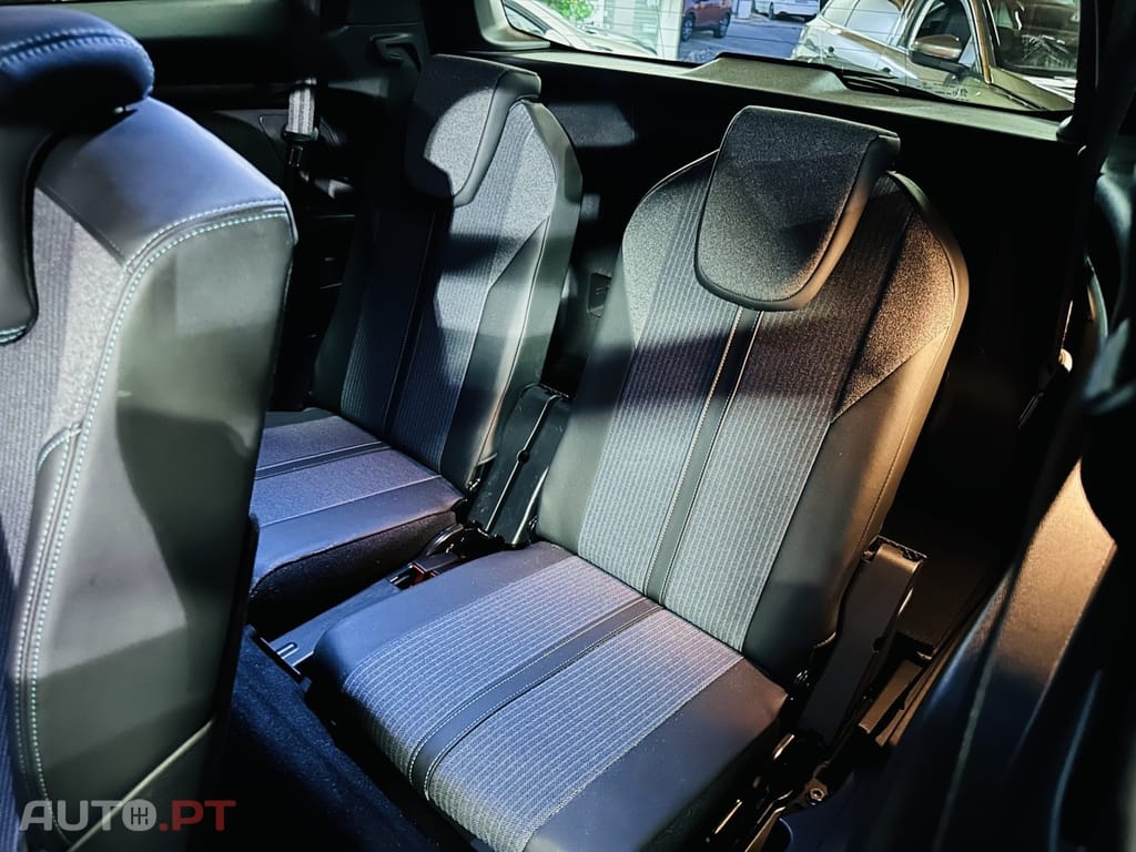 Peugeot 5008 1.2 PureTech Allure Pack EAT8