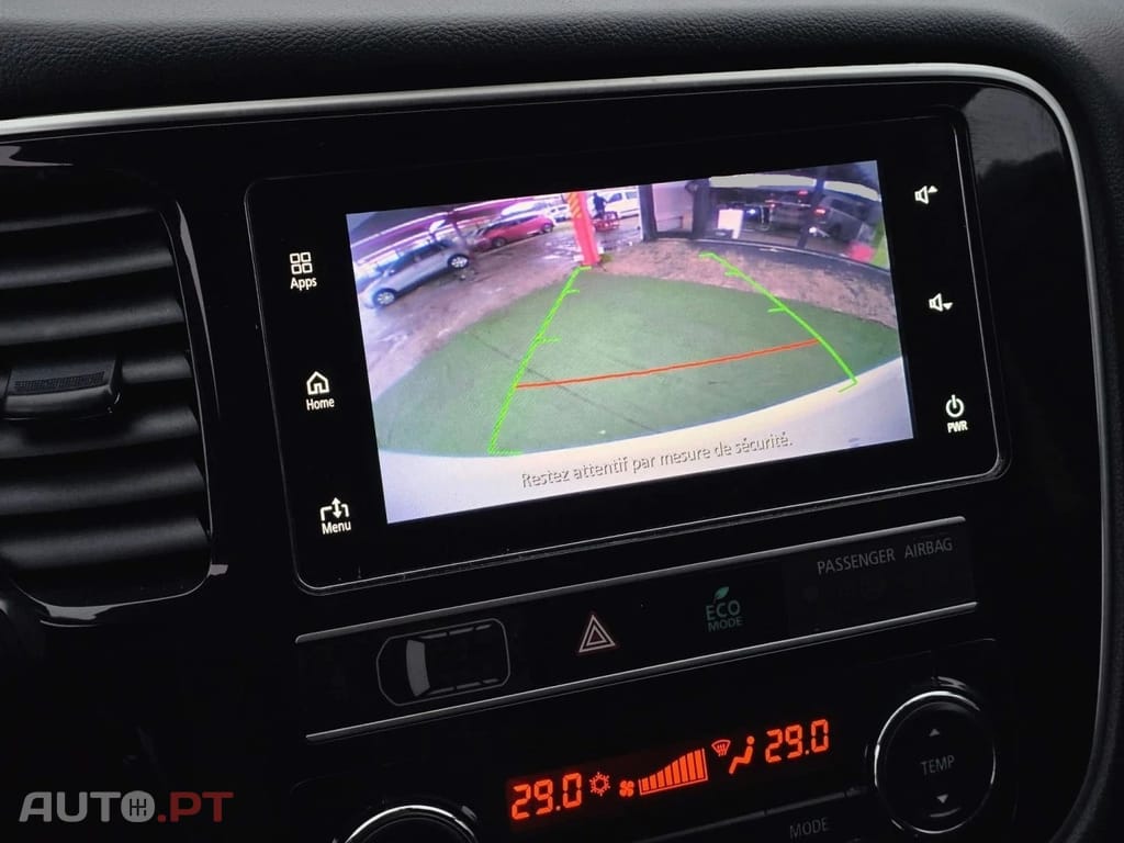 Mitsubishi Outlander 2.4L PHEV TWIN MOTOR 4WD INVITE