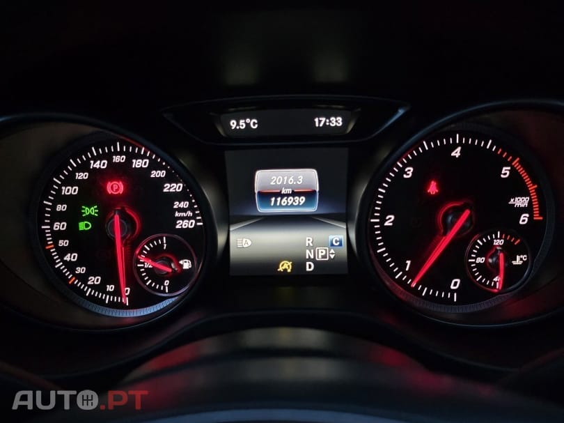 Mercedes-Benz GLA 220 d 4Matic 7G-DCT Urban