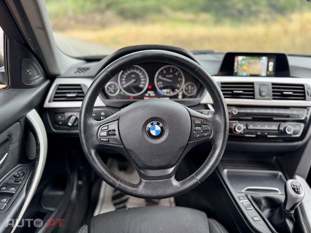 BMW 318 d Touring Modern Line