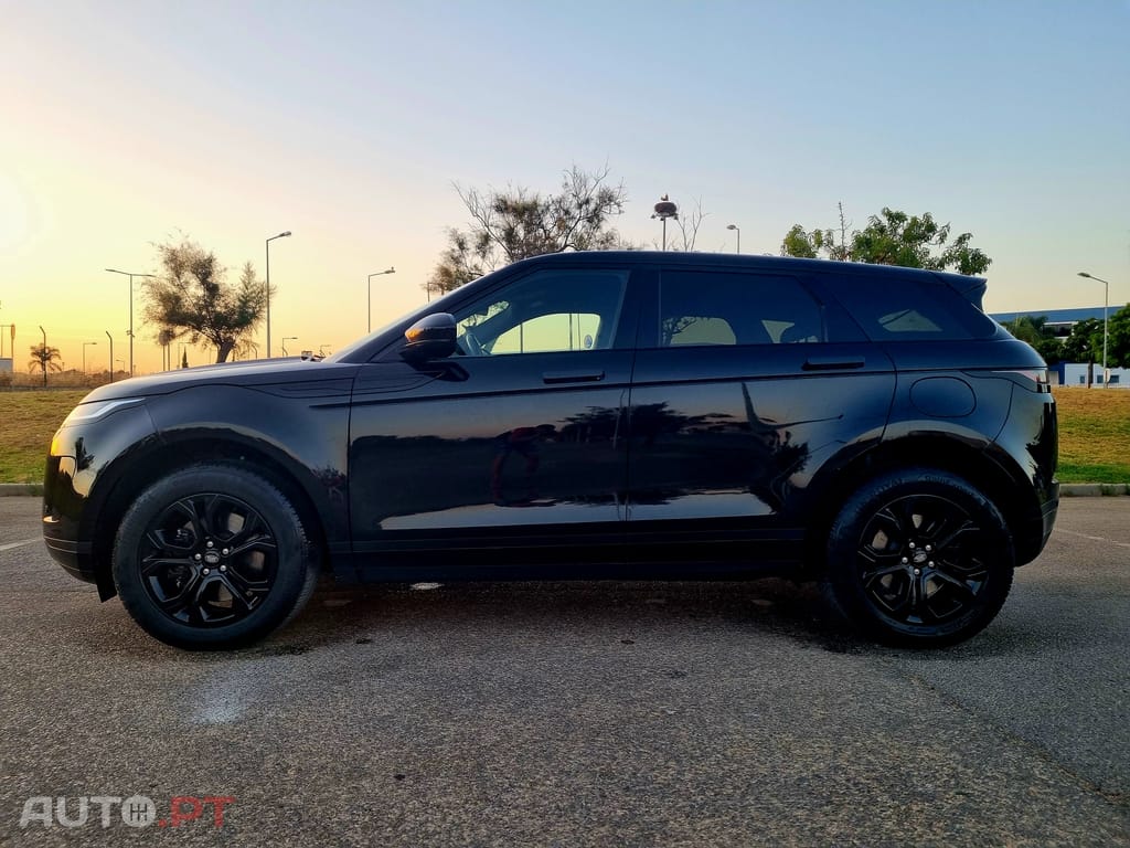 Land Rover Evoque P300e Hybrid
