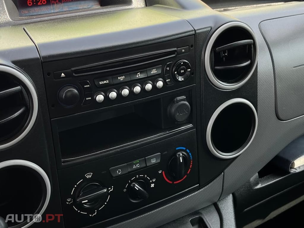 Peugeot Partner 5 LUGARES