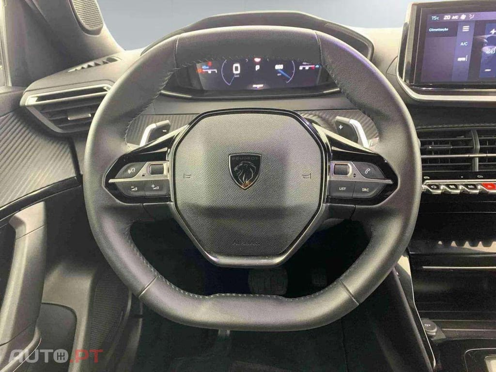 Peugeot 2008 1.2 PureTech EAT8 Allure