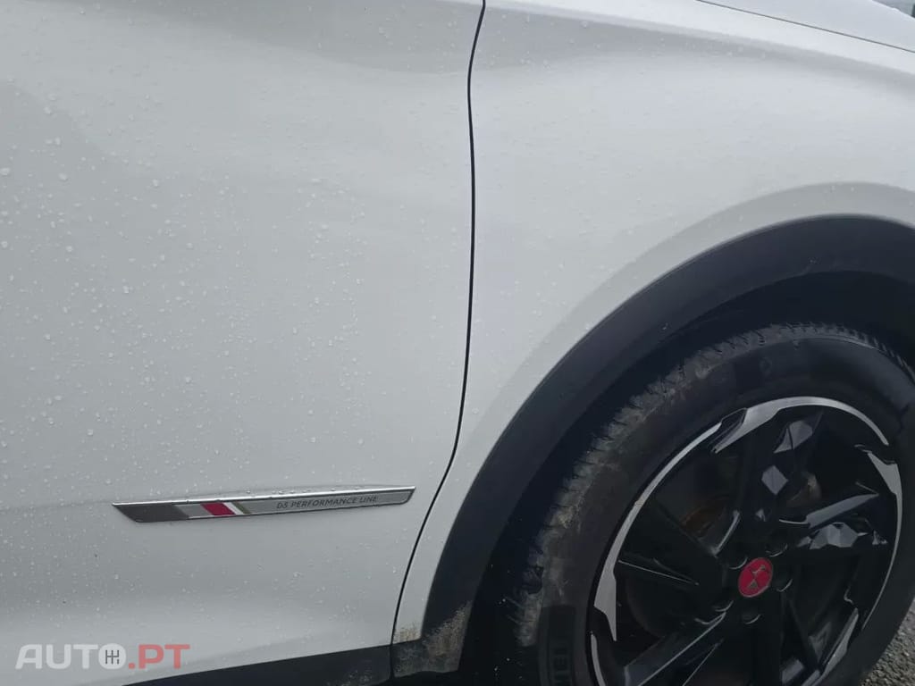 DS 7 Crossback Performance Line — fotografia 5