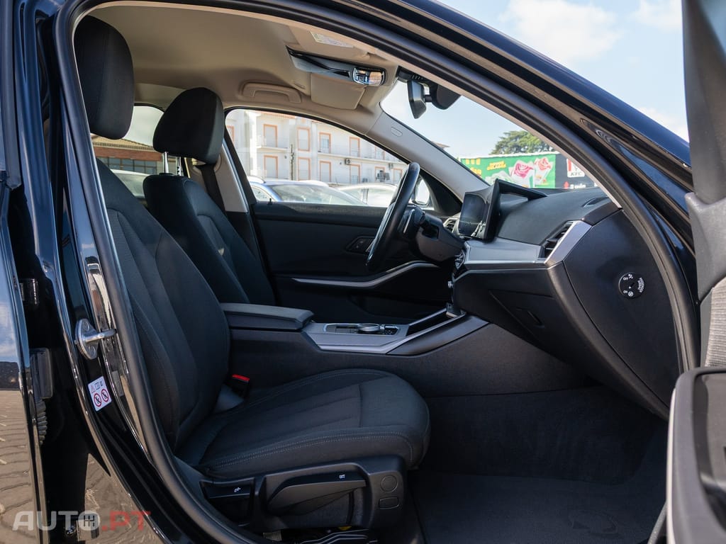 BMW 320 e Auto