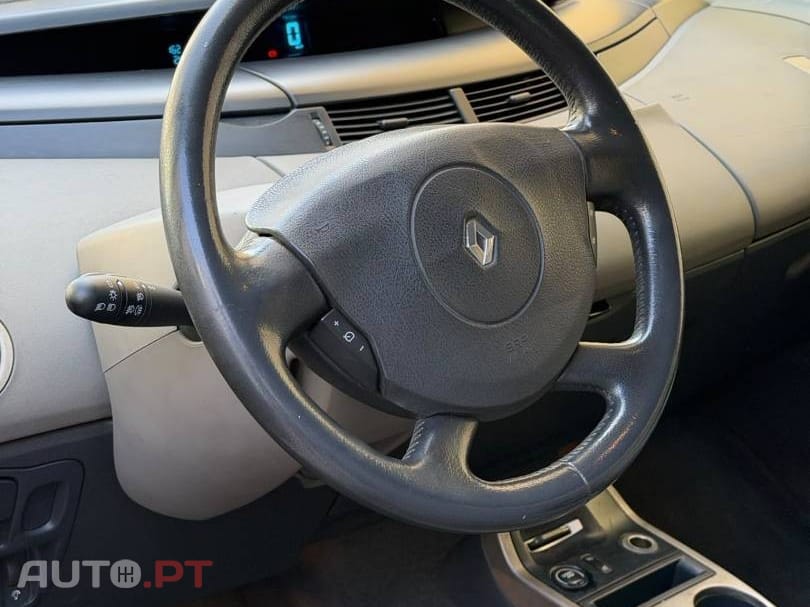 Renault Grand Espace 2.2 dCi Initiale 7L