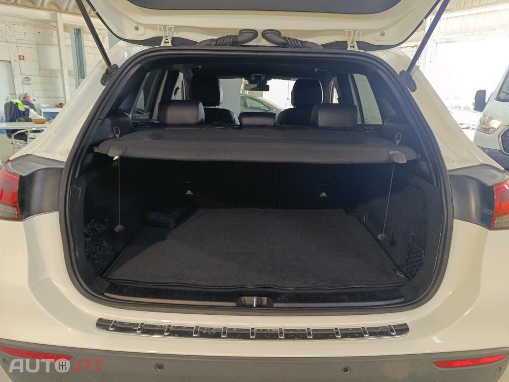 Mercedes-Benz GLA 200 d Style