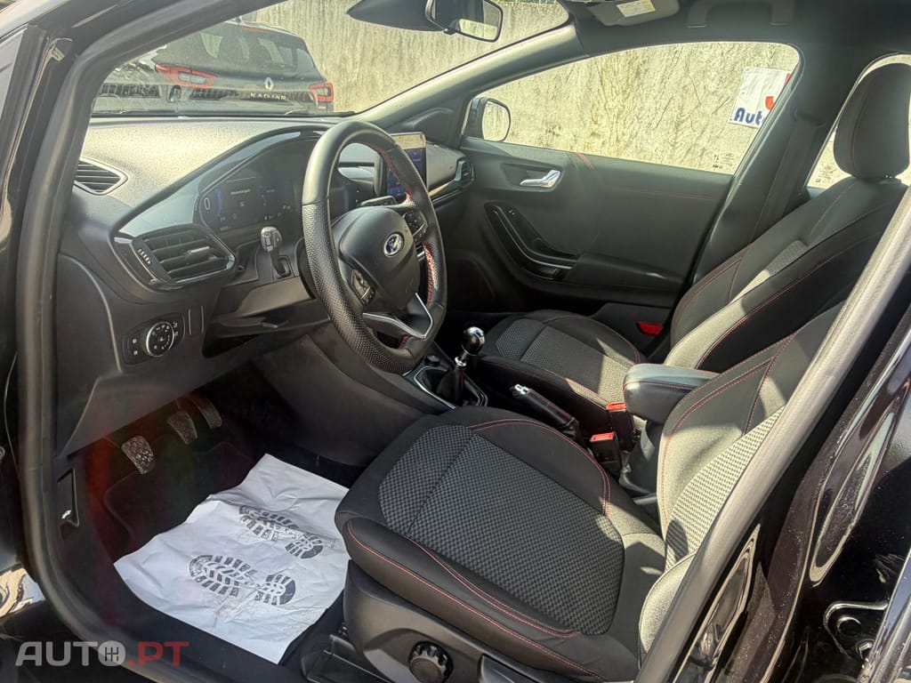 Ford Puma 1.0 EcoBoost MHEV ST-Line