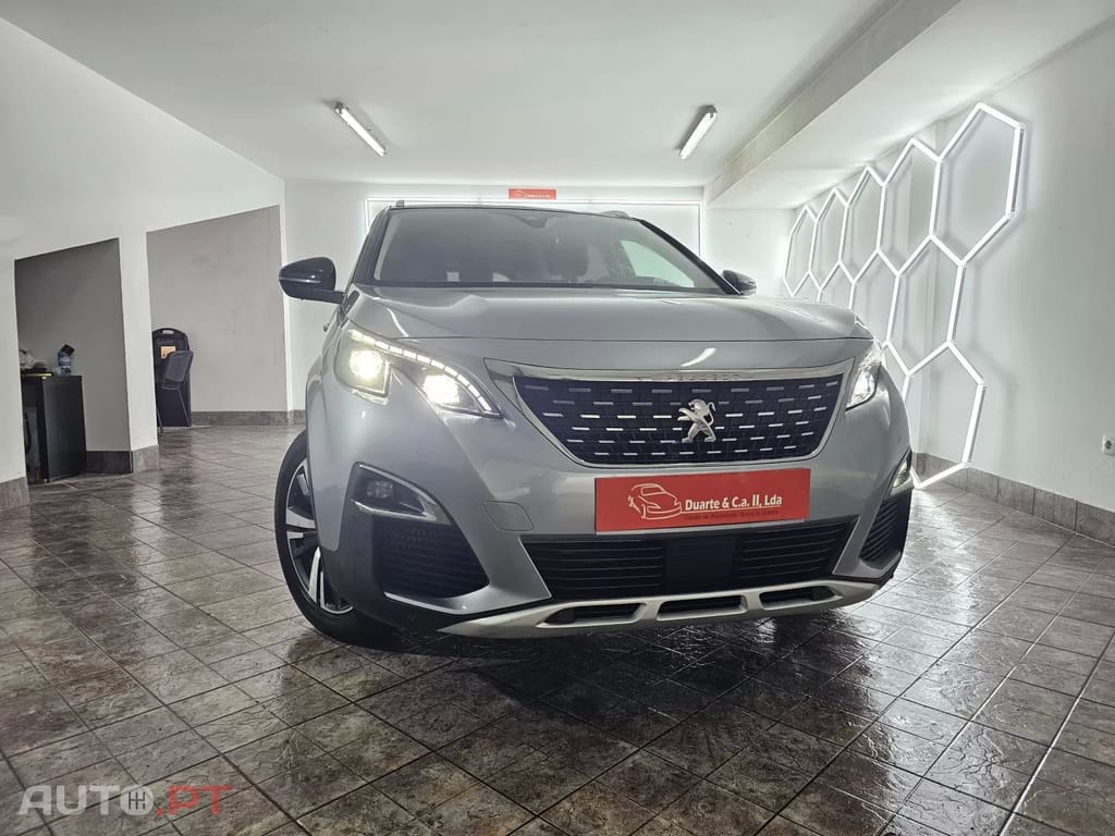 Peugeot 5008 1.5 BlueHDi Allure Baixo Consumo