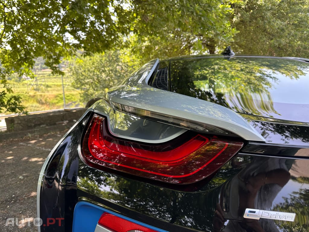 BMW i8 Standard 362cv