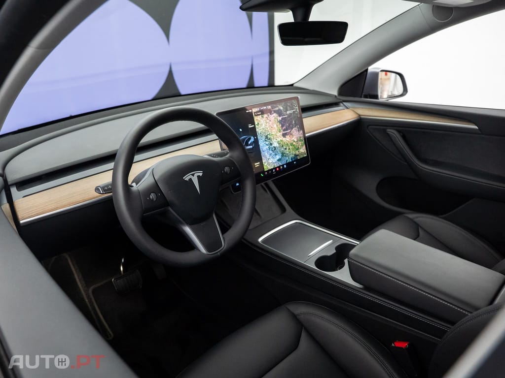Tesla Model Y Tração Traseira