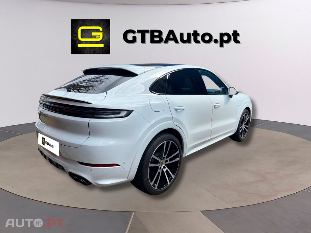 Porsche Cayenne I.V.A DEDUTIVEL E-Hybrid