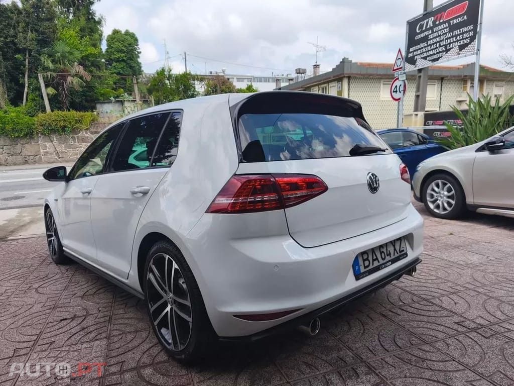 Volkswagen Golf 2.0 TDi GTD