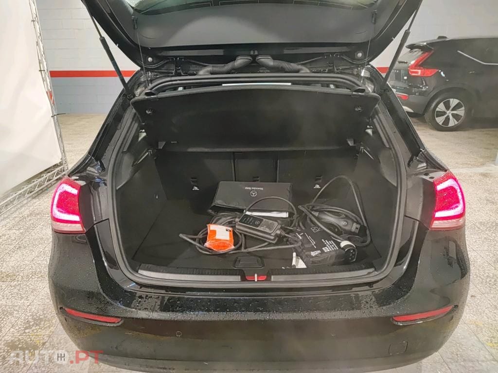 Mercedes-Benz A 250 e Style Plus