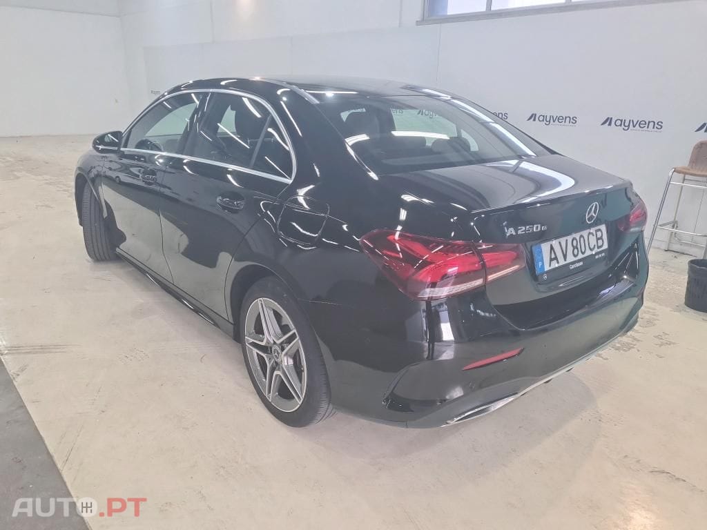 Mercedes-Benz A 250 e AMG Line