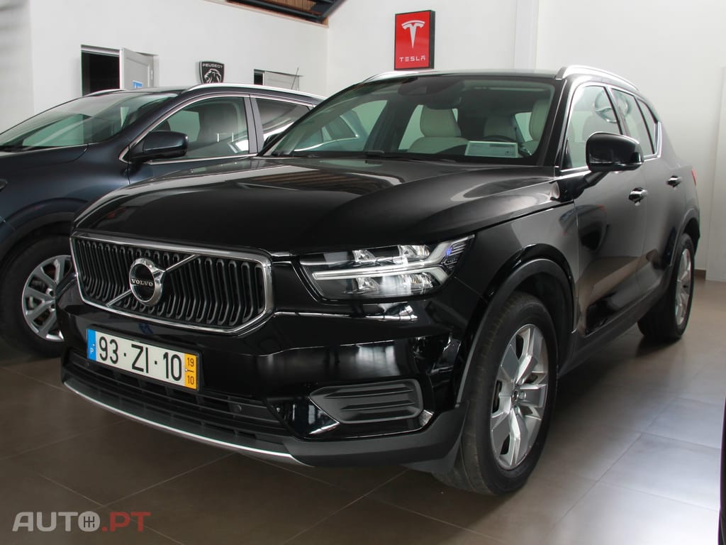 Volvo XC40 2.0 D3 Momentum