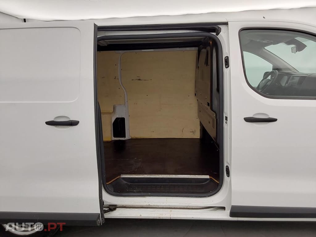 Peugeot E-Expert 75 kWh Standard