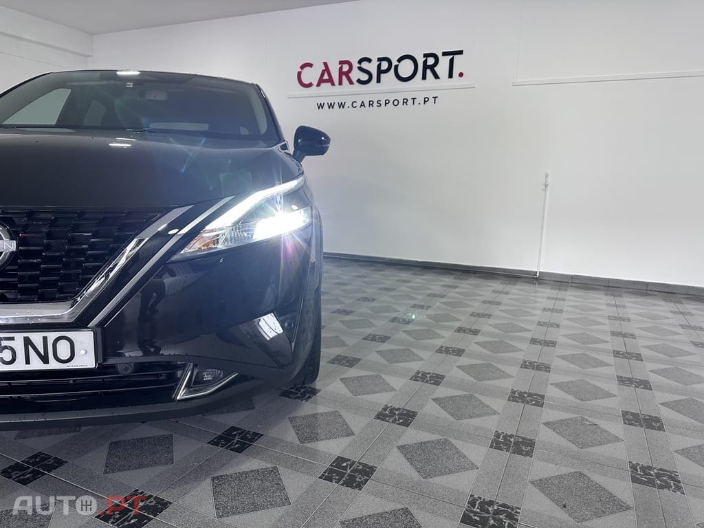 Nissan Qashqai 1.3 DIG-T N-Connecta LED Xtronic