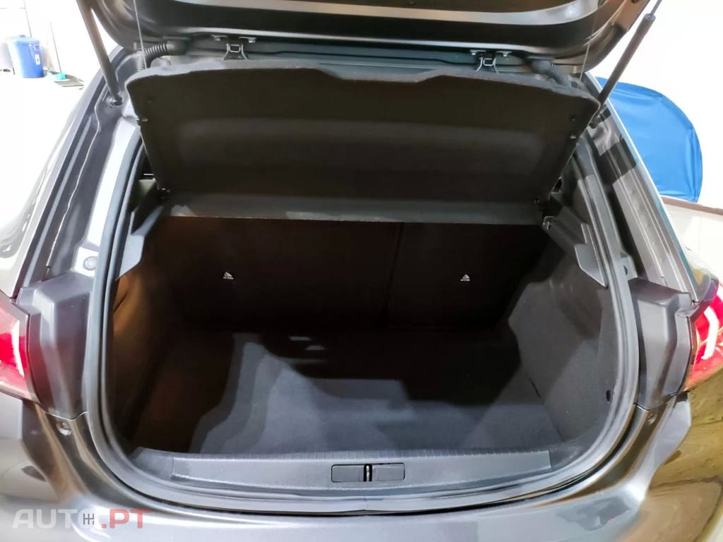 Peugeot 208 PureTech 100 Style