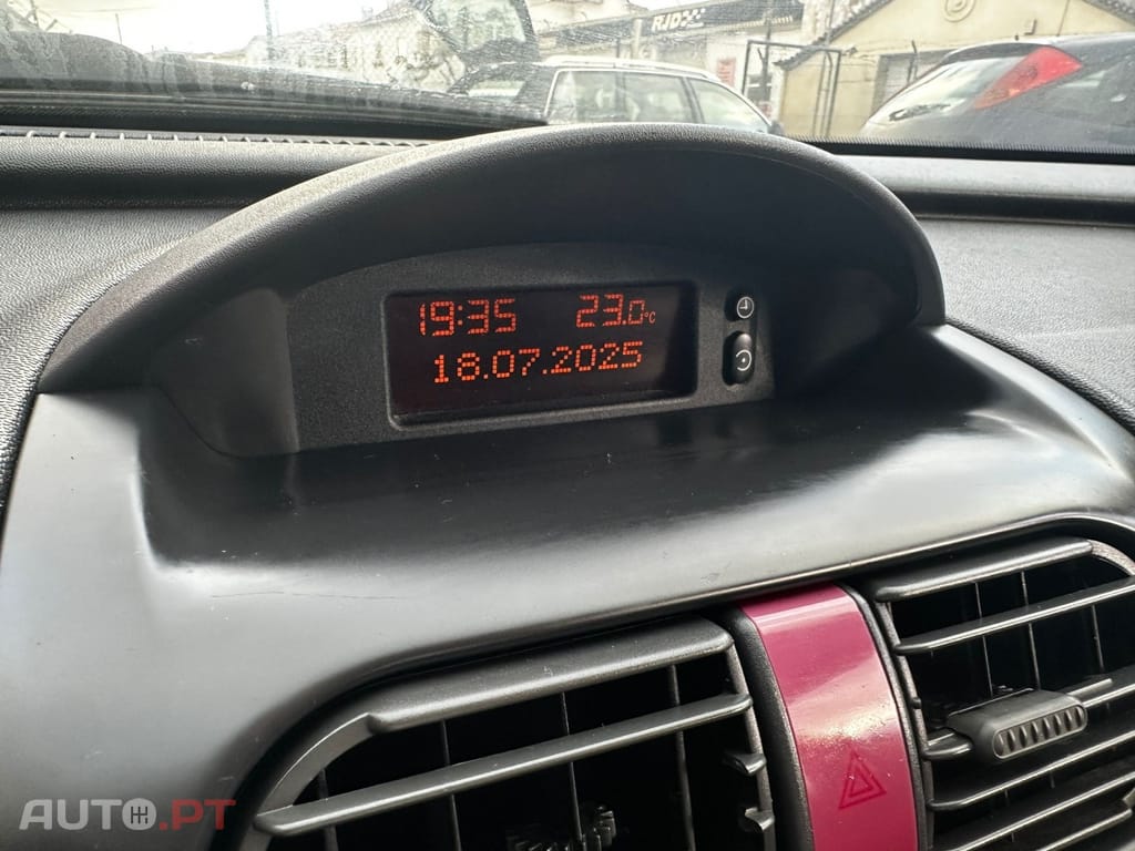 Opel Corsa 1.0 12V First