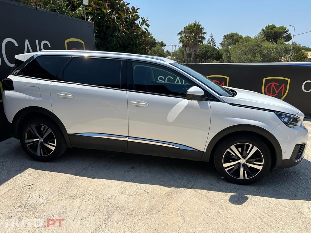 Peugeot 5008 1.5 BlueHDi Allure EAT8