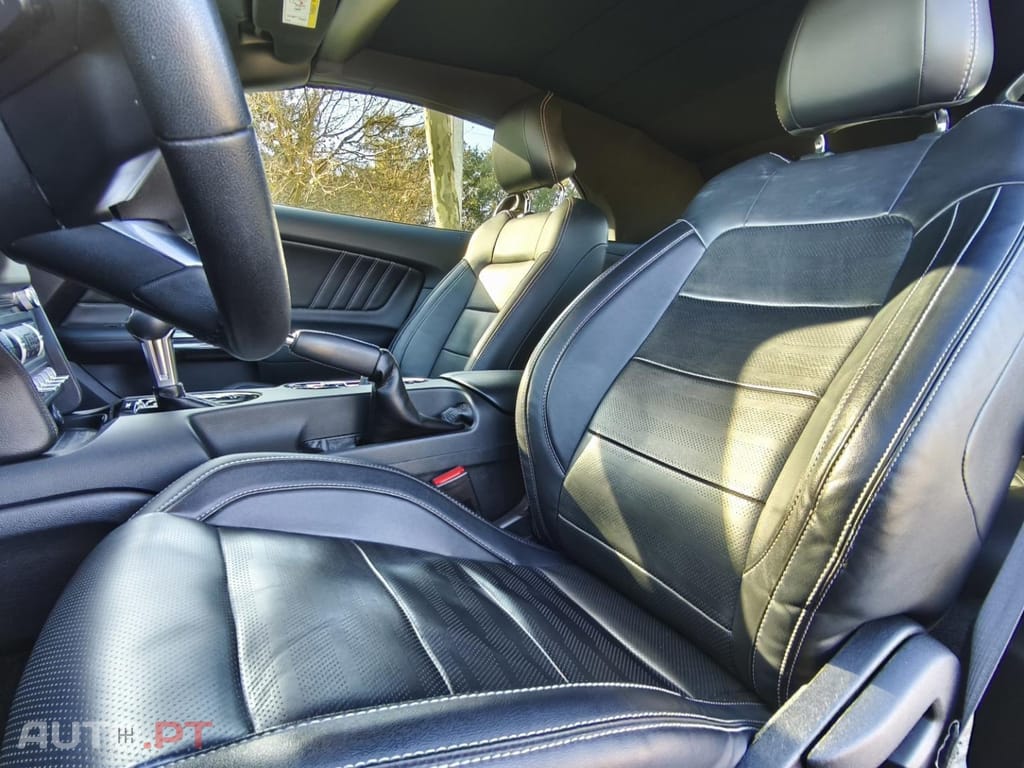 Ford Mustang 2.3i EcoBoost Aut.