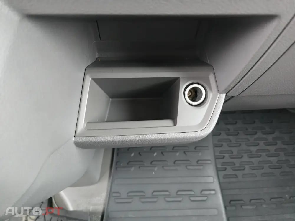 Volkswagen Crafter 35 2.0 TDI L3H3 Médio Tecto Alto