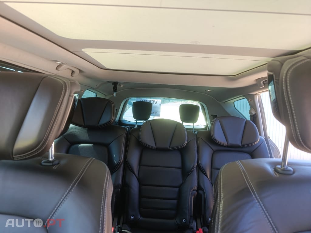 Renault Espace Initial Paris