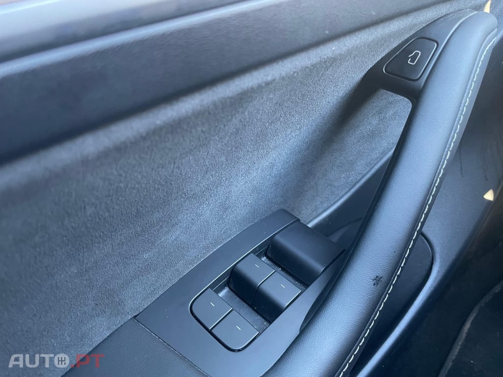 Tesla Model 3 Standard RWD Plus