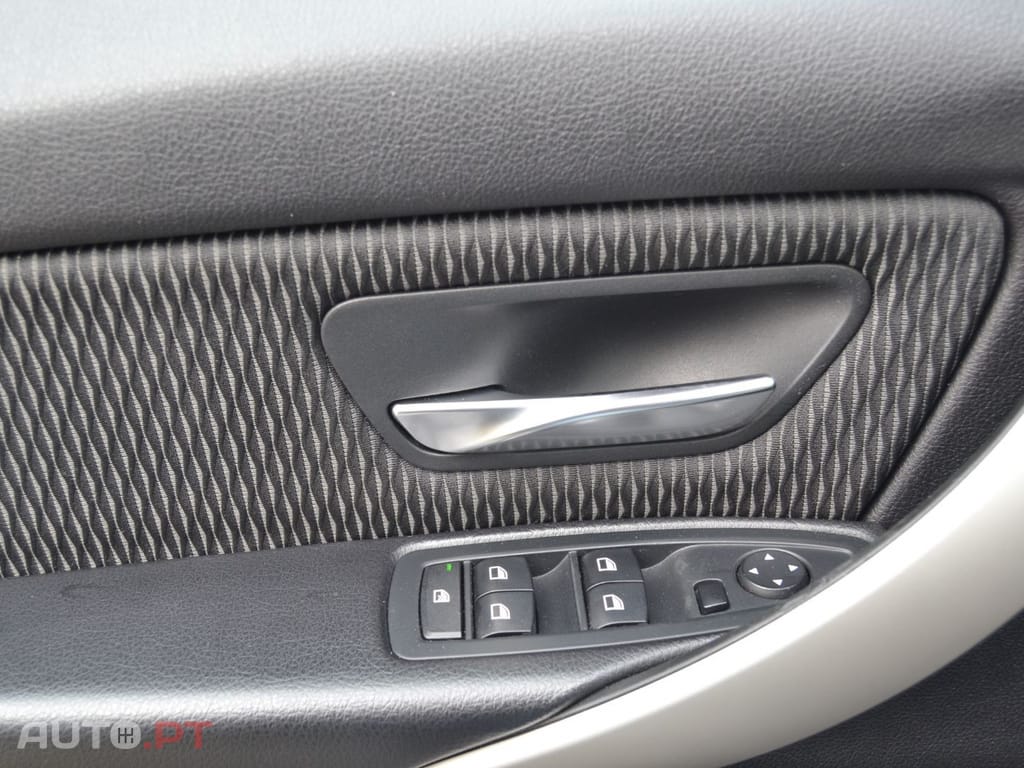 BMW 320 d Touring Auto Line Luxury