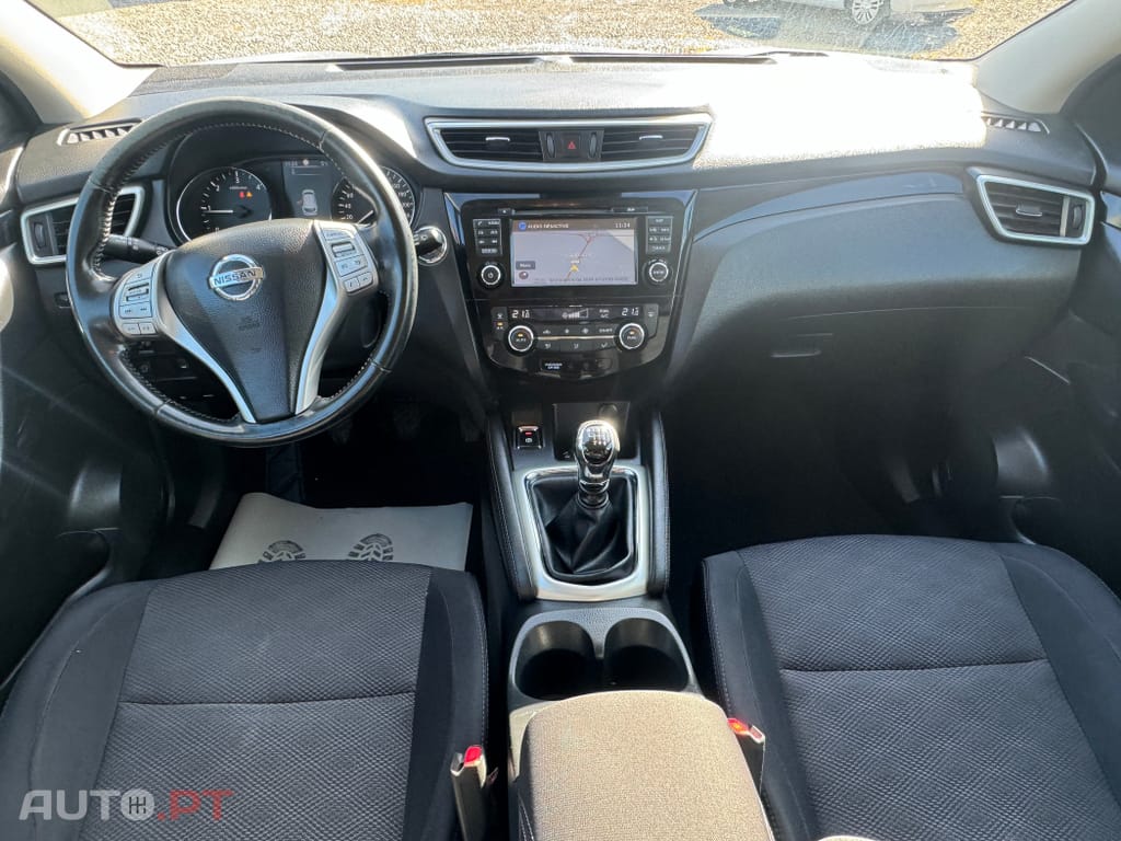 Nissan Qashqai 1.5 dCi N-Connecta 18