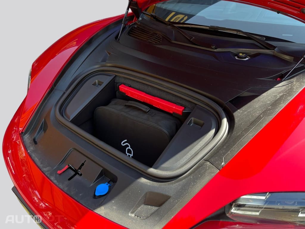 Porsche Taycan 4S I.V.A DEDUTIVEL