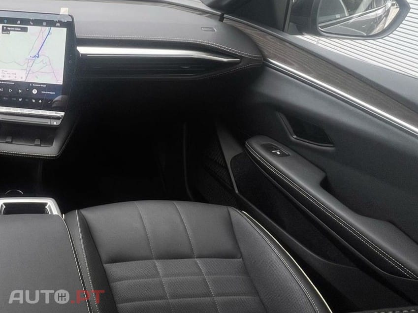 Renault Mégane E-Tech Iconic Optimal Charge 60 KW 220cv