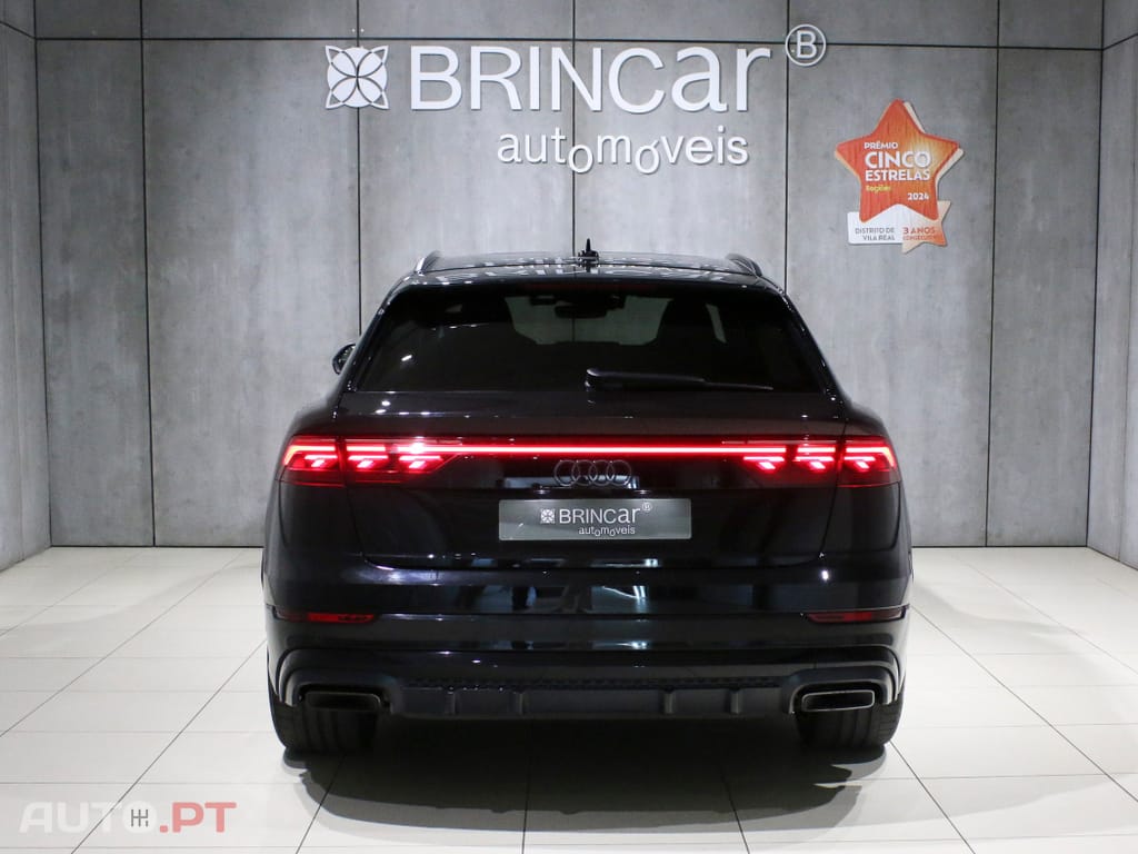 Audi Q8 55 TFSIe quattro Tiptronic