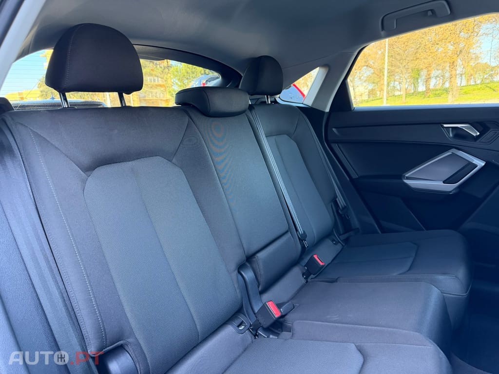 Audi Q3 35 TDI S tronic