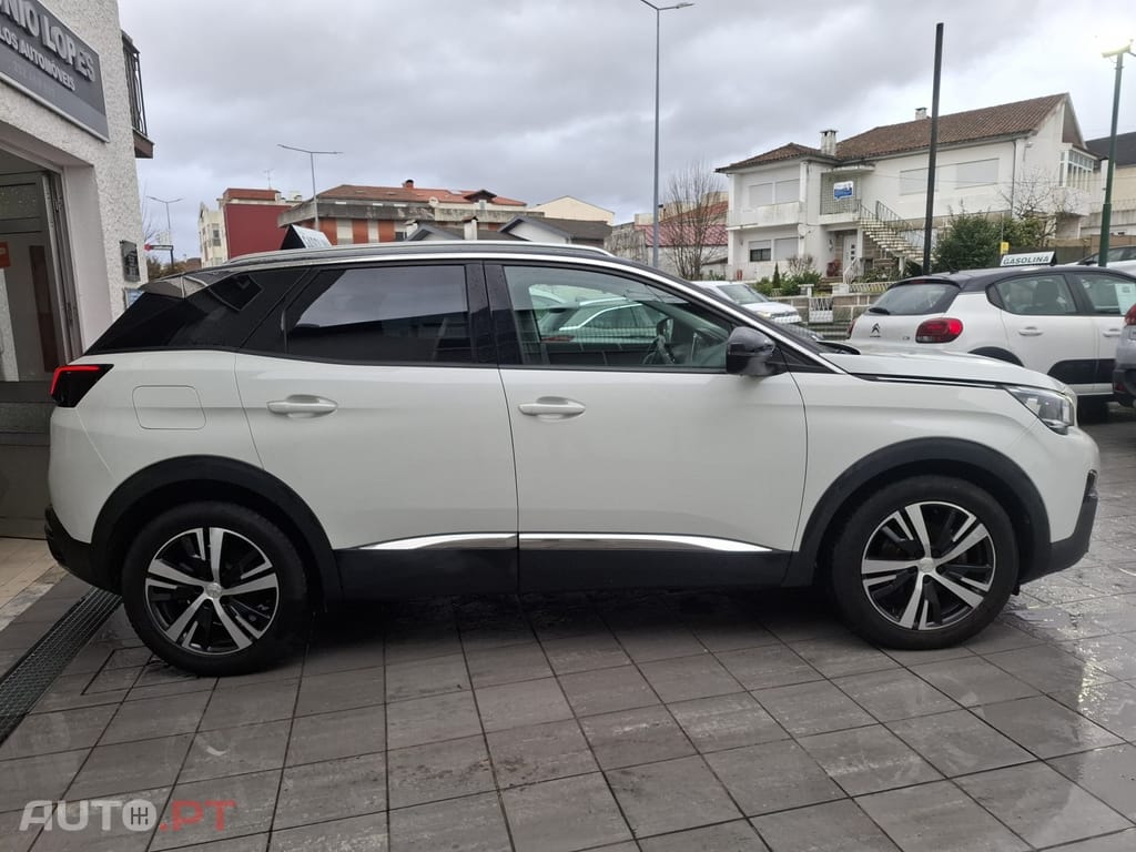 Peugeot 3008 1.2 PureTech Allure Pack