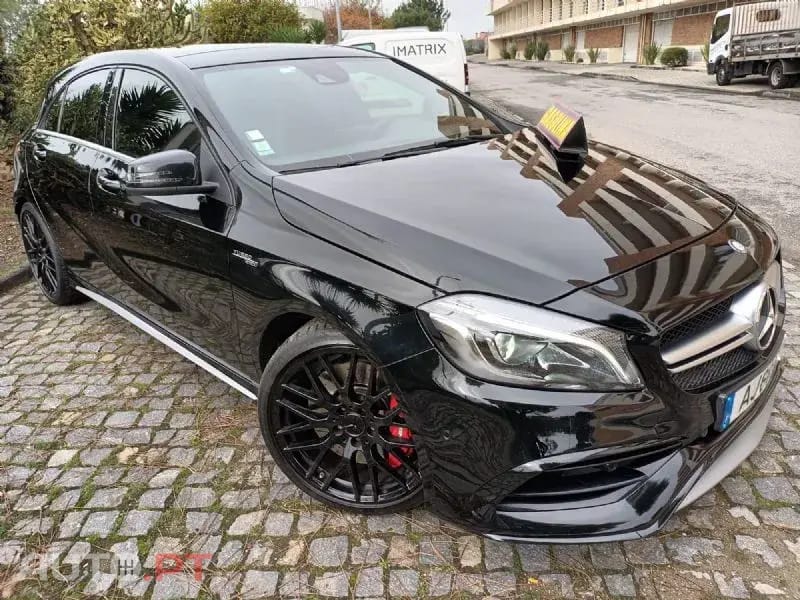 Mercedes-Benz A 45 AMG 4-Matic