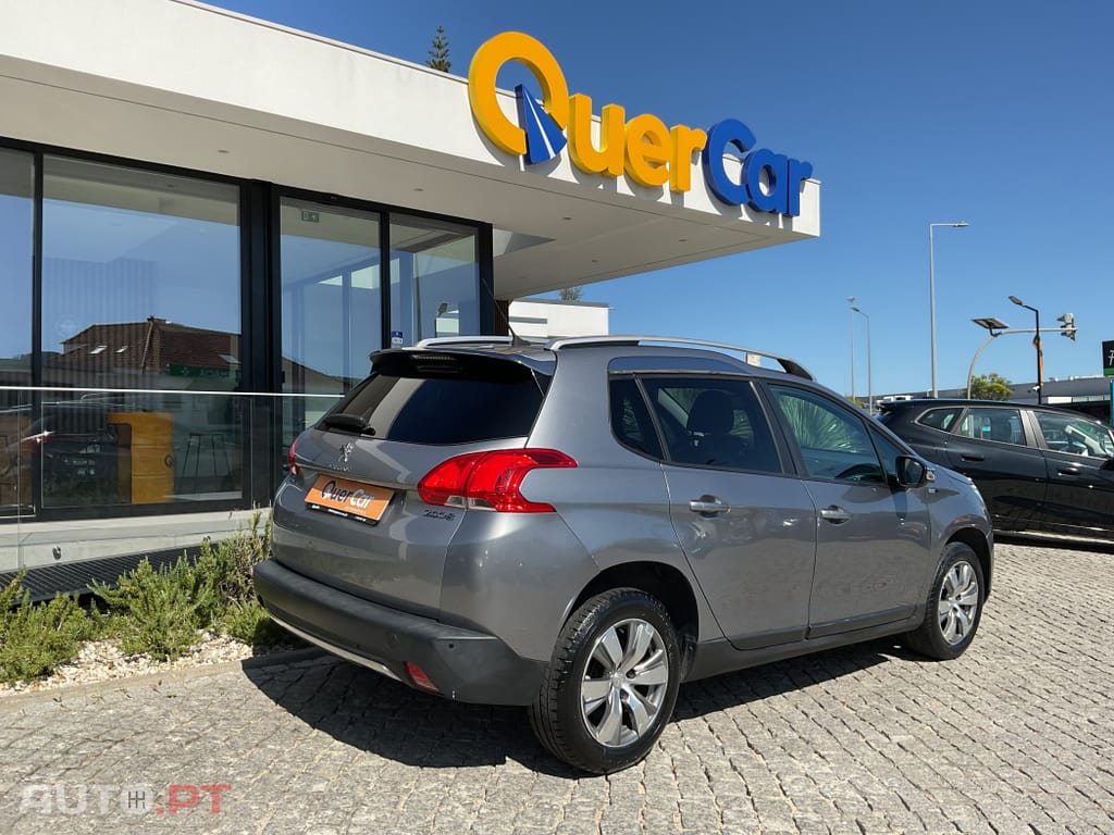 Peugeot 2008 1.2 PureTech Style